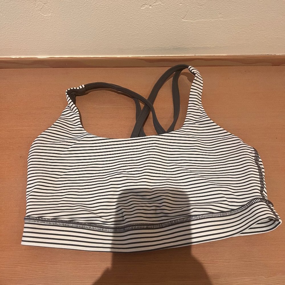 Lululemon Energy Bra - Size 8 Preowned
